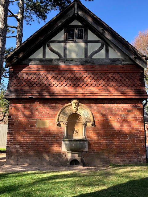 National Trust - Wightwick Manor and Gardens