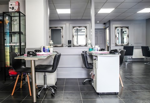 Nua Hair and Beauty Salon