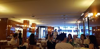 C London Restaurant