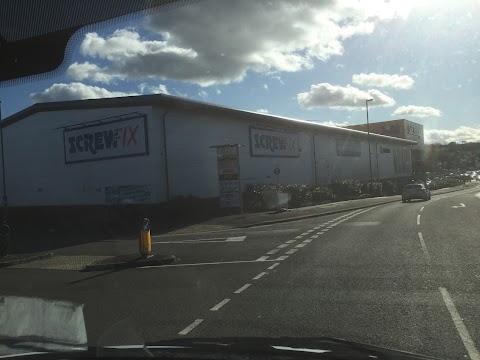 Screwfix Bristol - Longwell Green