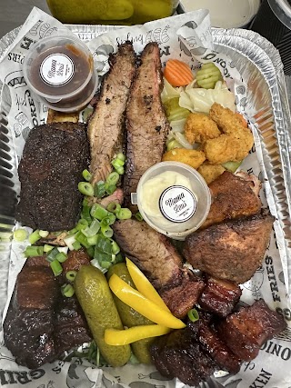 Mama Lou's Smokehouse & Grill