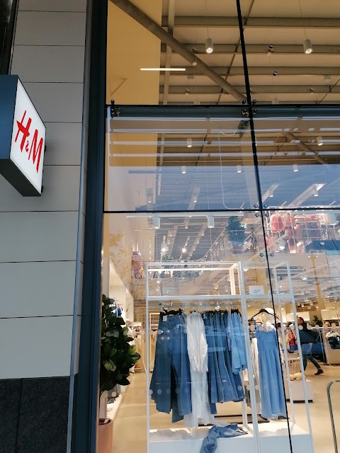 H&M