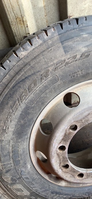 KANG TRUCK TYRES (K T L)