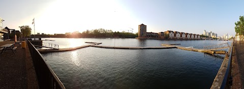 Surrey Docks Fitness & Water Sports Centre