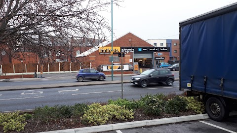 Halfords Autocentre Wakefield (78 Ings Rd)