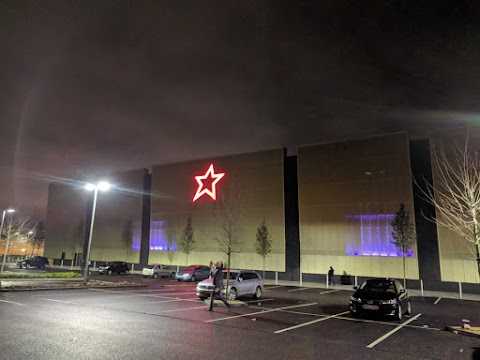 Cineworld White Rose Centre