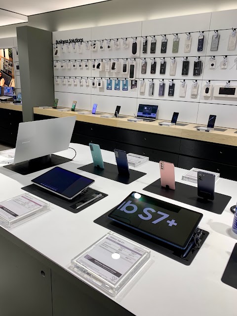 Samsung Experience Store