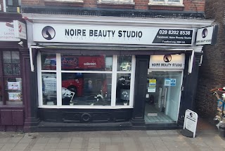 Noire Beauty Studio - Unisex Hair Salon