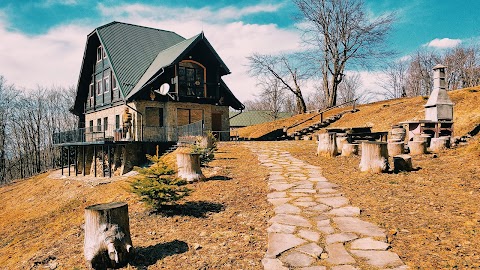 Туристичний притулок Явірник