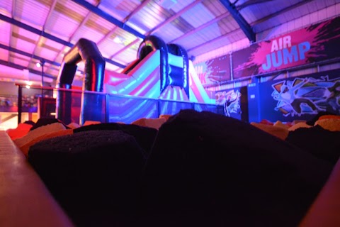 AirVault Inflatable & Trampoline Park