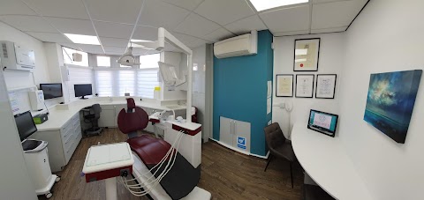 Holmes Dental Care