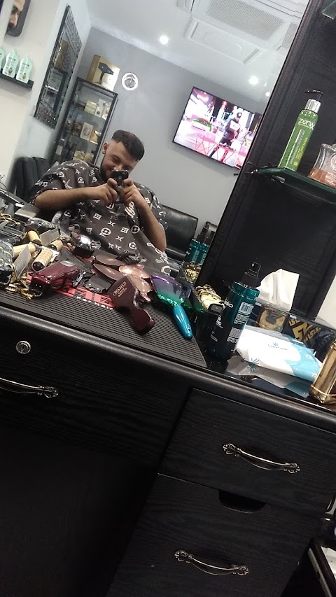 Star 2 Barber Shop