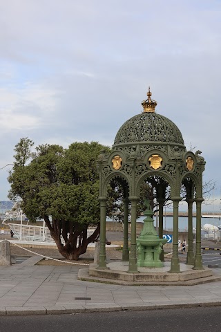Queen Victoria Fountain