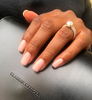 Aurae London - Nail Artistry & Beauty