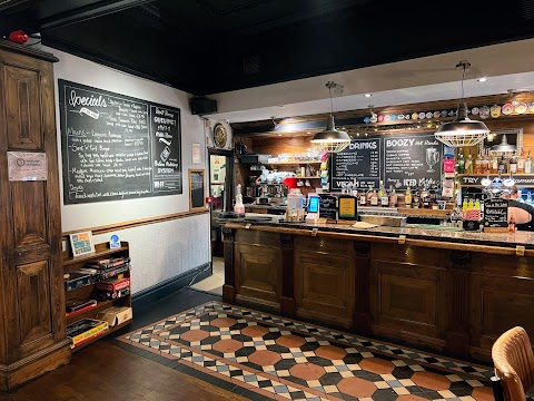 The Marquis Wellington - Pub & Kitchen