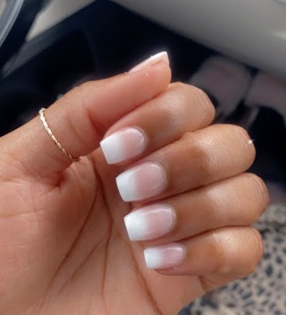 Classique Nail & Beauty