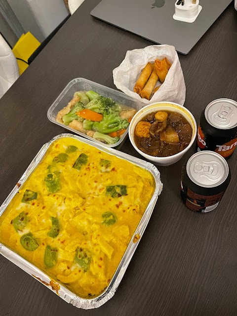 Golden Dragon Takeaway (GD BOX) & Off Licence, 2018 British Takeaway Award in Wales Winner