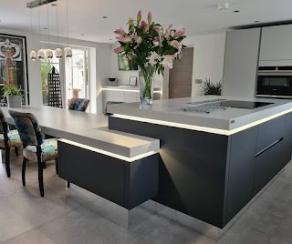 Studio 10 Kitchens