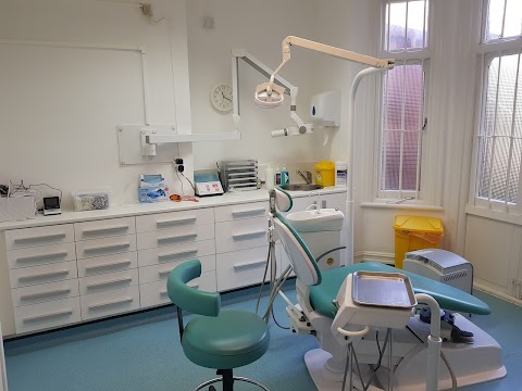 Vivian Avenue Dental Clinic in Hendon