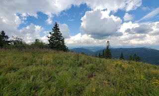 Під Хмарами