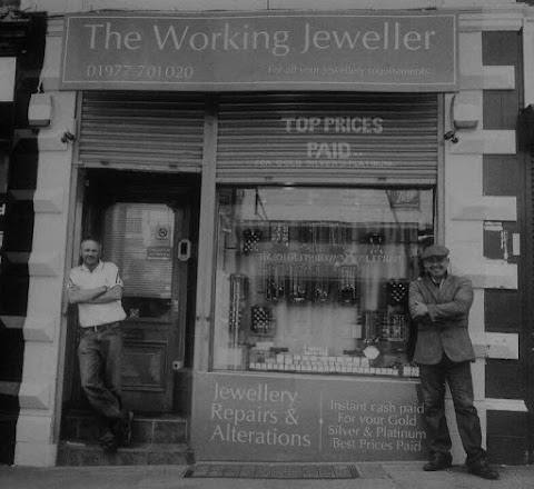 The Working Jeweller