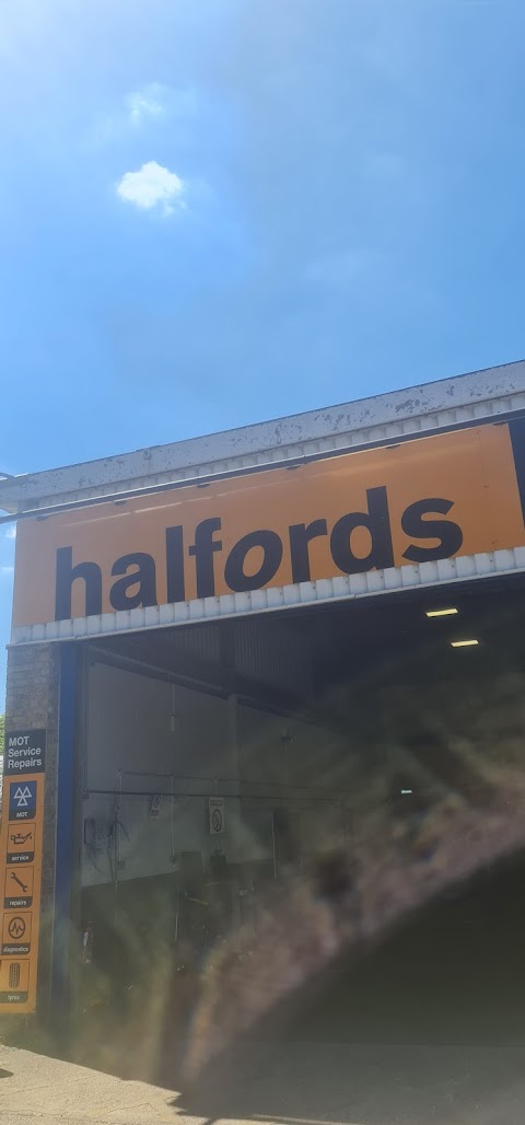 Halfords Autocentre Chadwell Heath