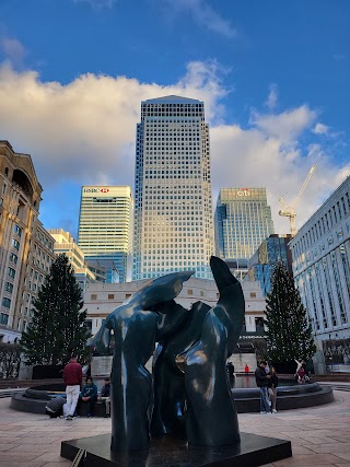 Cabot Square Fountain