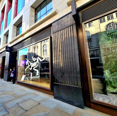 Arc'teryx Piccadilly London Store