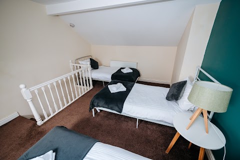 Highfield Lodge - Book Direct For Best Rates (Paragon Serviced Apartments Ltd)