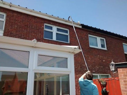 Pure Shine Cleaning Services - Window Cleaning & Gutter Cleaning