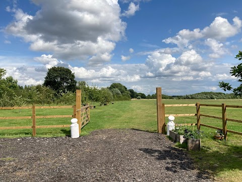 Oxton Hill Hideaway shepherds huts and touring caravan site