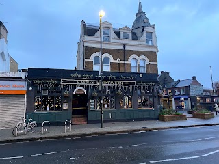 Raynes Park Tavern