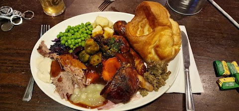 Walnut Tree Farm - Dining & Carvery