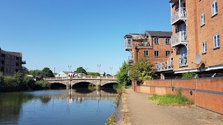 Beckets Park Embankment