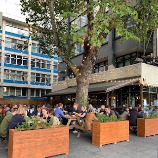 The Elephant and Castle Pub