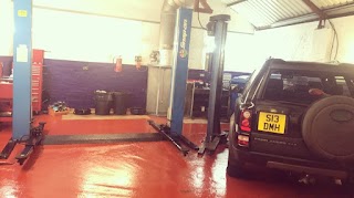 B R Motors MOT Test Centre