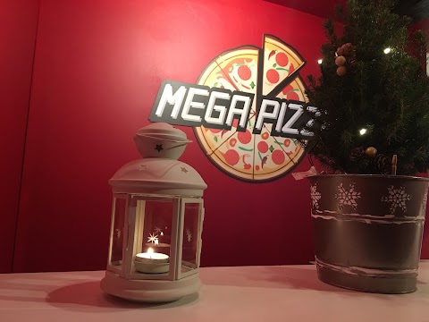 Mega Pizza