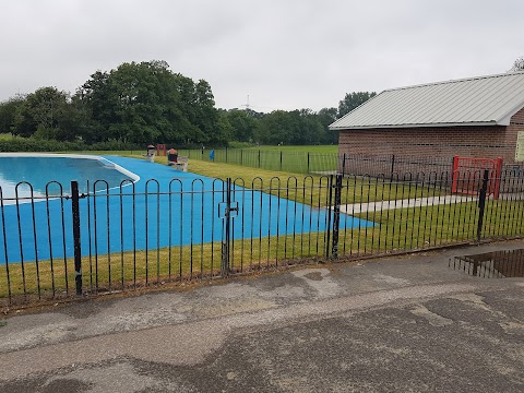 Fleming Park Paddling Pool