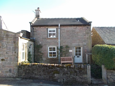 Pinfold Cottage Peak District Holidays