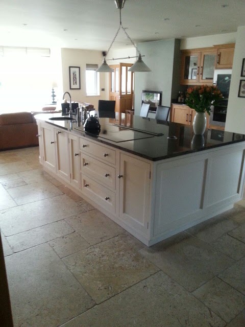 Moorlands Custom Cabinets Ltd