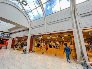 Dunnes Stores- Swan Centre