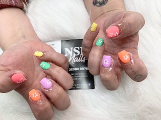 NSN Nails