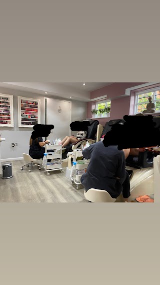 Nail spa Cobham