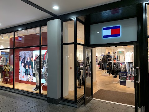 Tommy Hilfiger Store