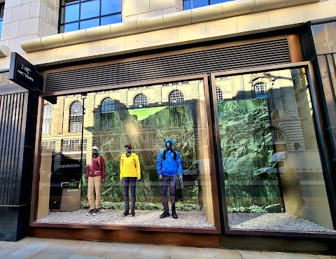 Arc'teryx Piccadilly London Store