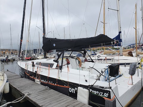 Cardiff Bay Yacht Club: Yacht Club & Sailing School