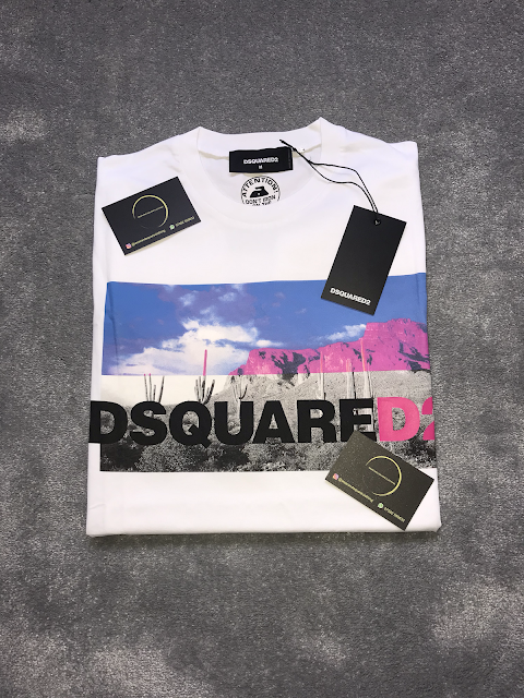 WEAR AND SQUARE CLOTHING