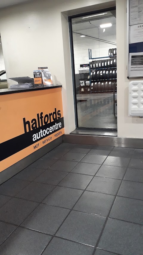 Halfords Autocentre Stockport