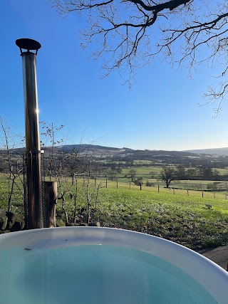 Catgill Farm - Camping and Luxury Glamping