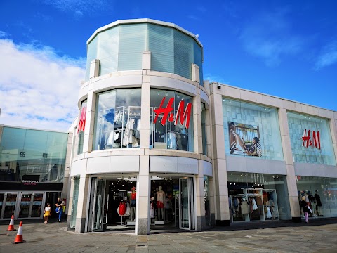 H&M